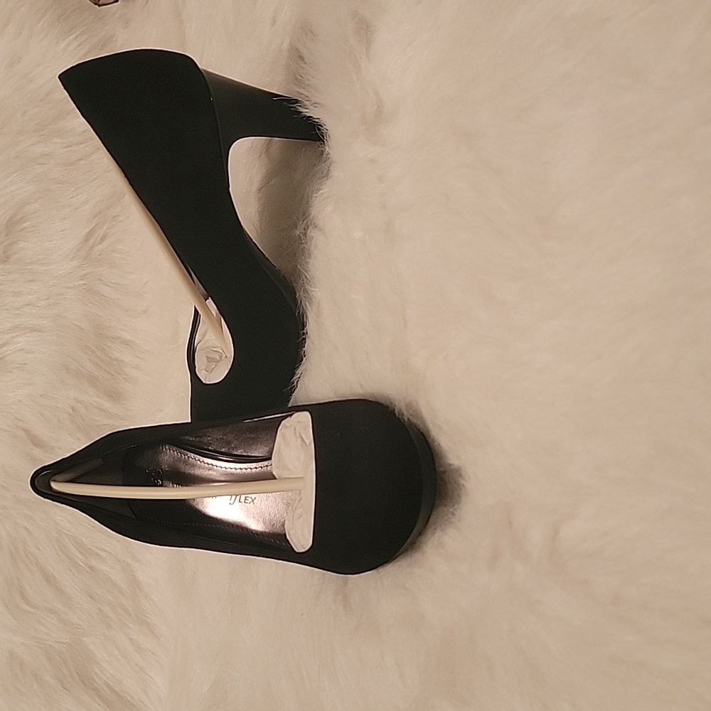 Anne klein heels